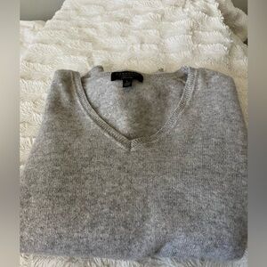 100% CASHMERE SWEATER!!